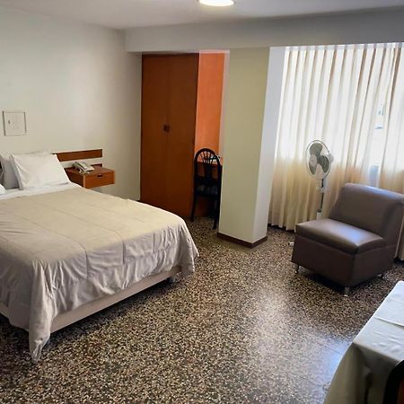 Hotel Plazza Chiclayo Exterior photo